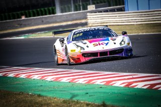 #93 SKY - Tempesta Racing GBR Ferrari 488 GT3 Christopher Froggatt GBR Giorgio Roda ITA Silver Cup, Qualifying 1
