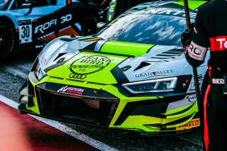 Pitlane, Qualifying 1
