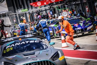 Pitlane, Race 1
