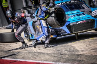 Pitlane, Race 1
