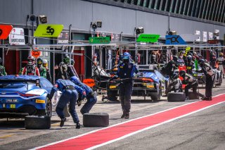 Pitlane, Race 1
