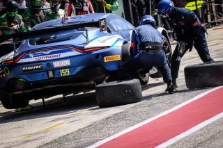 Pitlane, Race 1
