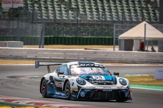 #54 Dinamic Motorsport ITA Porsche 911 GT3-R (991.II) Adrien De Leener BEL Christian Engelhart DEU Pro, Race 1
