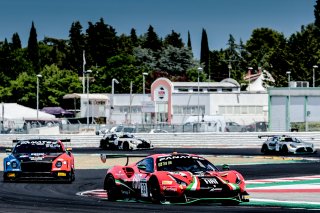 #33 Rinaldi Racing DEU Ferrari 488 GT3 Patrick Kujala FIN Benja Hites CHL Silver Cup, Race 1