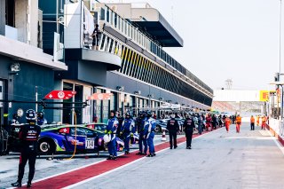 Pitlane, Qualifying 2
