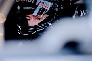 Pitlane, Qualifying 2
