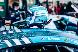 Pitlane, Qualifying 2
