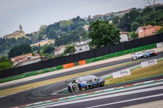#77 Barwell Motorsport GBR Lamborghini Huracan GT3 Evo Miguel Ramos PRT Henrique Chaves PRT Pro-Am Cup, Race 2

