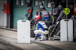 Pitlane, Race 2
