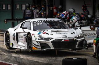 #27 Sainteloc Racing FRA Audi R8 LMS GT3 Finlay Hutchinson SC Markus Winkelhock DEU Pro, Pitlane, Race 2
