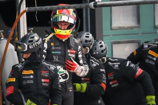 Pitlane, Race 2
