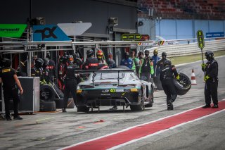 #40 SPS automotive performance DEU Mercedes-AMG GT3 Jordan Love AUS Lance David Arnold DEU Silver Cup, Pitlane, Race 2
