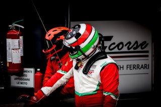 Pitlane, Race 2

