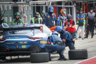 Pitlane, Race 2

