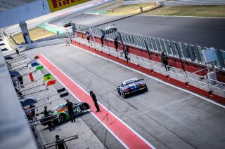 Official Paid Test Session, Pitlane
