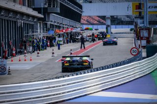 Official Paid Test Session, Pitlane
