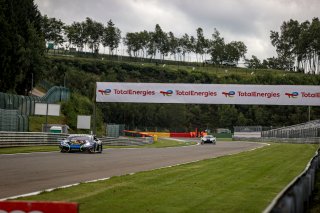 #77 Barwell Motorsport GBR Lamborghini Huracan GT3 Evo Sandy Mitchell GBR Leo Machitski RUS Miguel Ramos PRT Henrique Chaves PRT Pro-Am Cup IGTC, Free Practice
