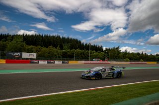#77 Barwell Motorsport GBR Lamborghini Huracan GT3 Evo Sandy Mitchell GBR Leo Machitski RUS Miguel Ramos PRT Henrique Chaves PRT Pro-Am Cup IGTC, Free Practice
