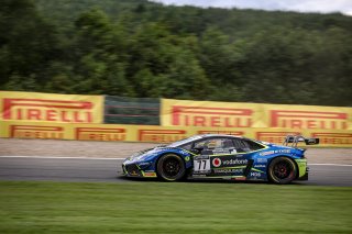 #77 Barwell Motorsport GBR Lamborghini Huracan GT3 Evo Sandy Mitchell GBR Leo Machitski RUS Miguel Ramos PRT Henrique Chaves PRT Pro-Am Cup IGTC, Free Practice
