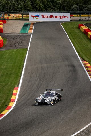 #90 Madpanda Motorsport ESP Mercedes-AMG GT3 Ricardo Sanchez MEX Ezequiel Perez Companc ARG Patrick Kujala FIN Rik Breukers NDL Silver Cup, Free Practice
