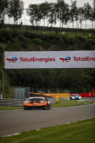 #16 GRT Grasser Racing Team AUT Lamborghini Huracan GT3 Evo Alberto Maria Di Folco ITA Clemens Schmid AUT Tim Zimmermann DEU Kikko Galbiati ITA Silver Cup IGTC, Free Practice
