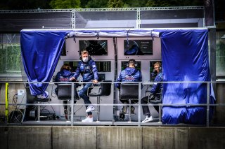 Free Practice, Pitlane
