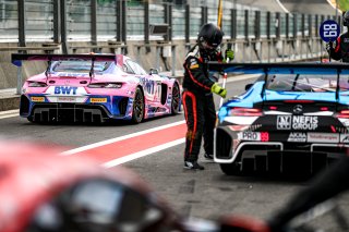 #4 Mercedes-AMG Team HRT DEU Mercedes-AMG GT3 - - Maro Engel DEU Luca Stolz DEU Vincent Abril FRA Pro Cup IGTC, Pre-Qualifying
