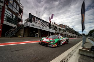 #38 JOTA GBR McLaren 720 S GT3 - - Ben Barnicoat GBR Oliver Wilkinson GBR Rob Bell GBR Pro Cup, Pre-Qualifying
 | SRO / Kevin Pecks