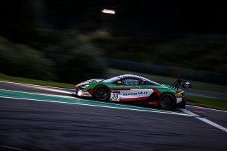 #38 JOTA GBR McLaren 720 S GT3 - - Ben Barnicoat GBR Oliver Wilkinson GBR Rob Bell GBR Pro Cup, Night Practice
