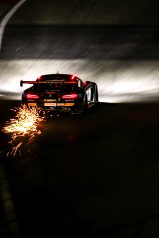 #7 Toksport WRT DEU Mercedes-AMG GT3 Berkay Besler TUR Oscar Tunjo COL Paul Petit FRA Marvin Dienst DEU Silver Cup IGTC, Night Practice
