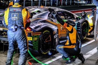 Night Practice, Pitlane
