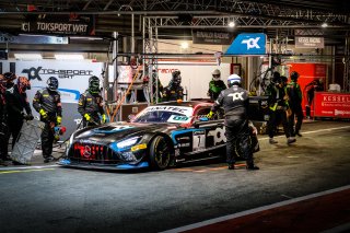 Night Practice, Pitlane
