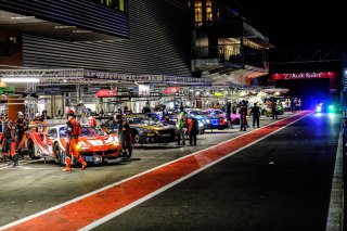 Night Practice, Pitlane
