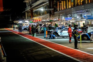 Night Practice, Pitlane
