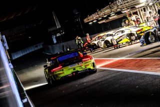 Night Practice, Pitlane
