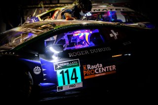Night Practice, Pitlane
