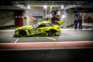 Night Practice, Pitlane
