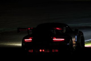#22 GPX Martini Racing UAE Porsche 911 GT3-R (991.II) - - Matt Campbell AUS Earl Bamber NZL Mathieu Jaminet FRA Pro Cup IGTC, GT3, Night Practice
