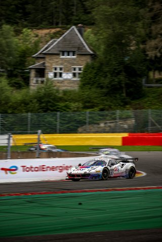 #93 SKY - Tempesta Racing GBR Ferrari 488 GT3 Jonathan Hui HKG Chris Froggatt GBR Matteo Cressoni ITA Eddie Cheever ITA Pro-Am Cup IGTC, Race
