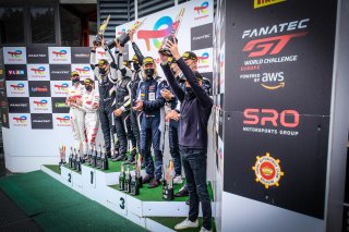 Podium, Race
