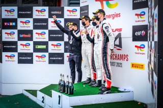 Podium, Race
