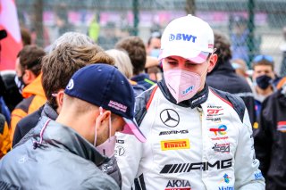 Gridwalk, Race
