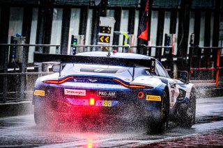 #188 Garage 59 GBR Aston Martin Vantage AMR GT3 Alexander West SWE Chris Goodwin IRL Charlie Eastwood IRL Marvin Kirchhöfer DEU Pro-Am Cup, Pitlane, Race
