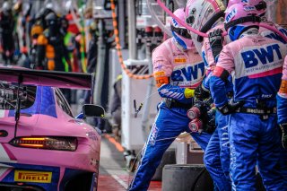 Pitlane, Race
