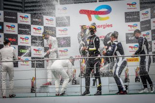 Podium, Race
