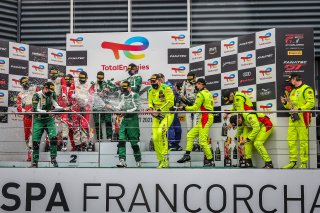 Podium, Race
