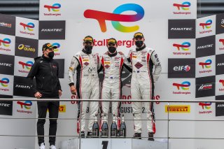 Podium, Race
