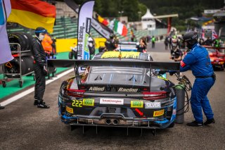 Gridwalk, Race

