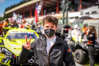 Gridwalk, Race
