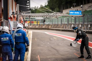 Pitlane, Race
